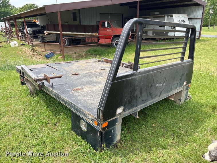 image for item ES8984 Butler hydraulic bale bed