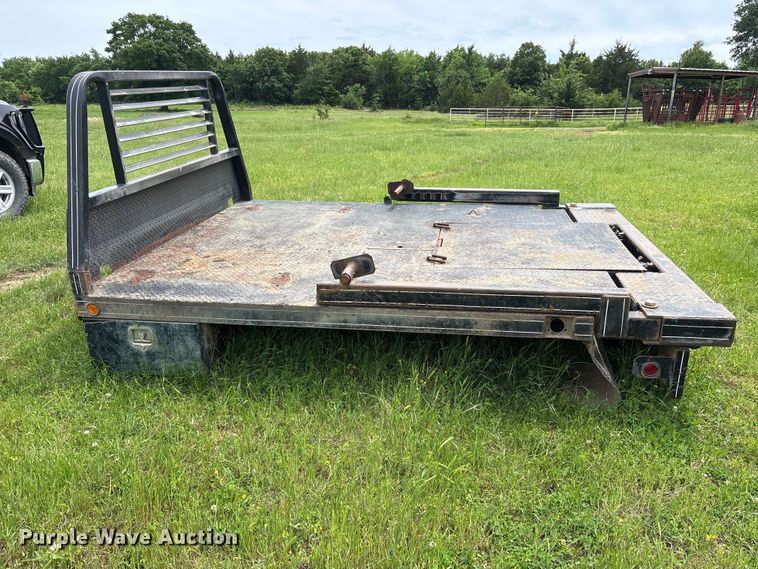 image for item ES8984 Butler hydraulic bale bed