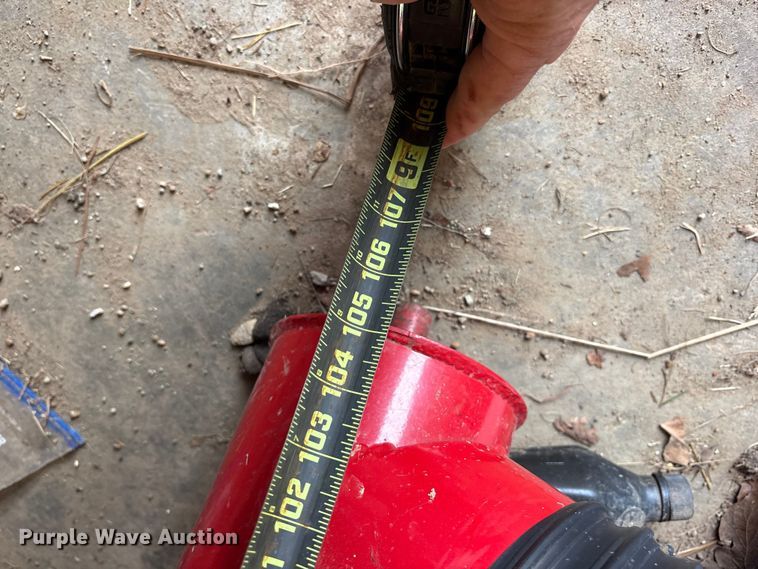 image for item ES8985 Wheatheart DF614 tailgate mounted grain auger