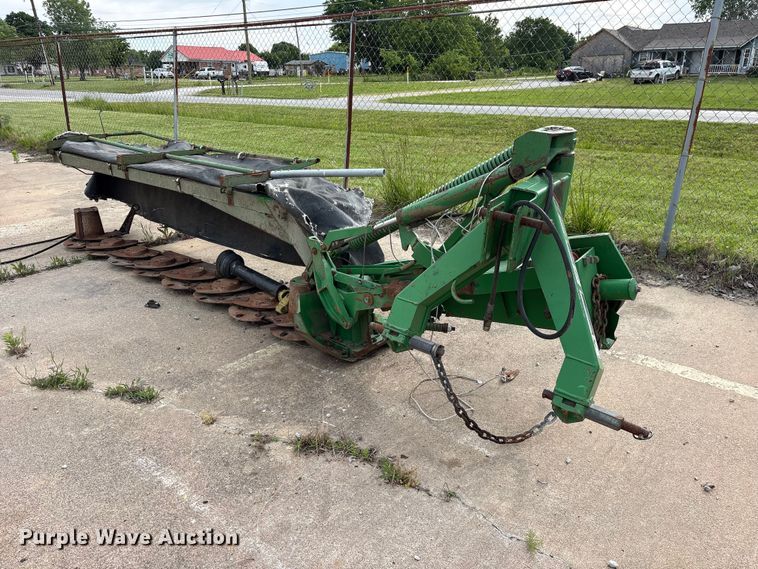 image for item ET2051 John Deere 285 disc mower