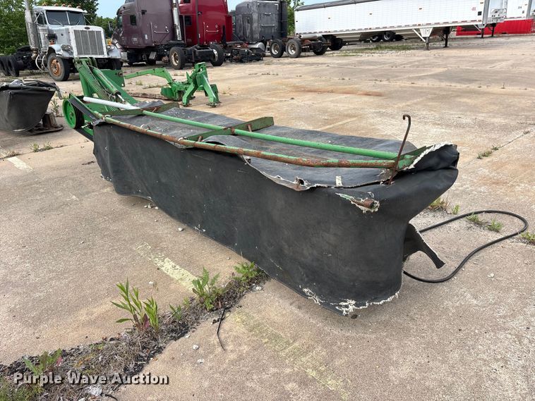 image for item ET2051 John Deere 285 disc mower