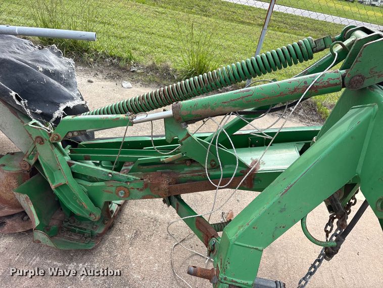 image for item ET2051 John Deere 285 disc mower