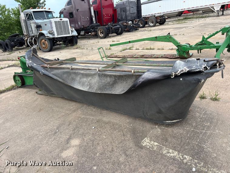 image for item ET2052 John Deere 285 disc mower