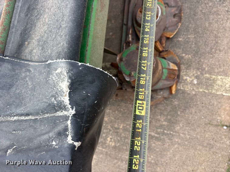 image for item ET2052 John Deere 285 disc mower
