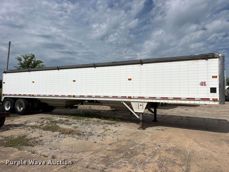 image for item ET2056 2016 Wilson DWH-500 grain trailer