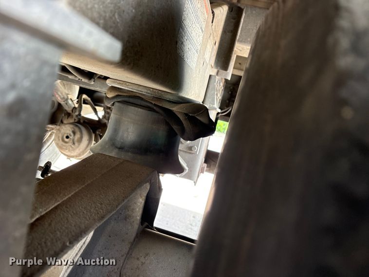 image for item ET2056 2016 Wilson DWH-500 grain trailer