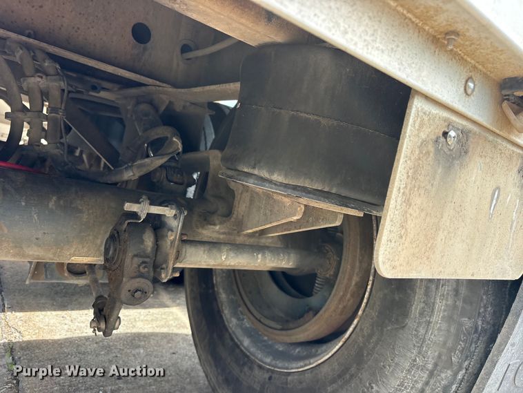 image for item ET2056 2016 Wilson DWH-500 grain trailer