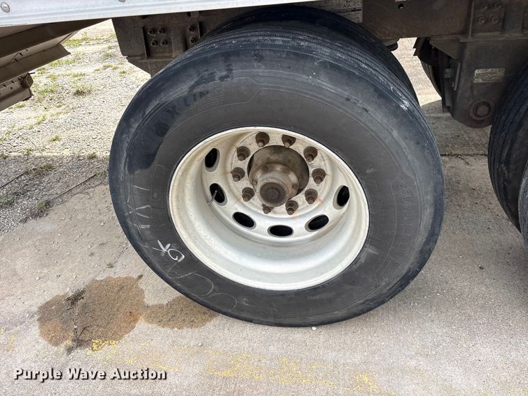 image for item ET2056 2016 Wilson DWH-500 grain trailer