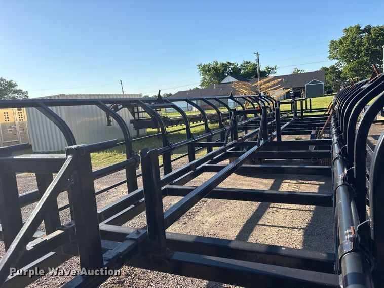 image for item ET2078 Industrias America 20X4 hay bale trailer