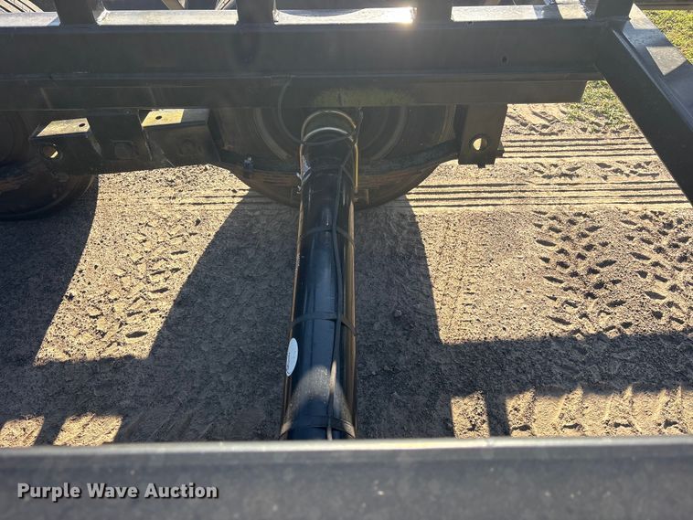 image for item ET2078 Industrias America 20X4 hay bale trailer