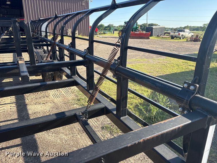 image for item ET2078 Industrias America 20X4 hay bale trailer