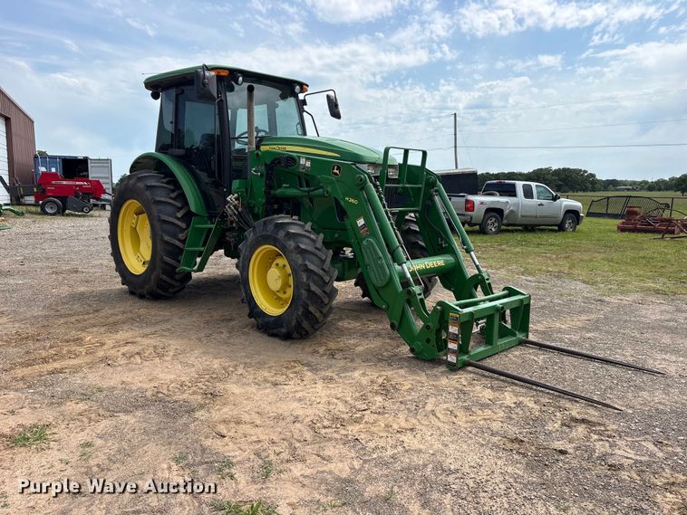 image for item ET2093 2014 John Deere 6115D MFWD tractor