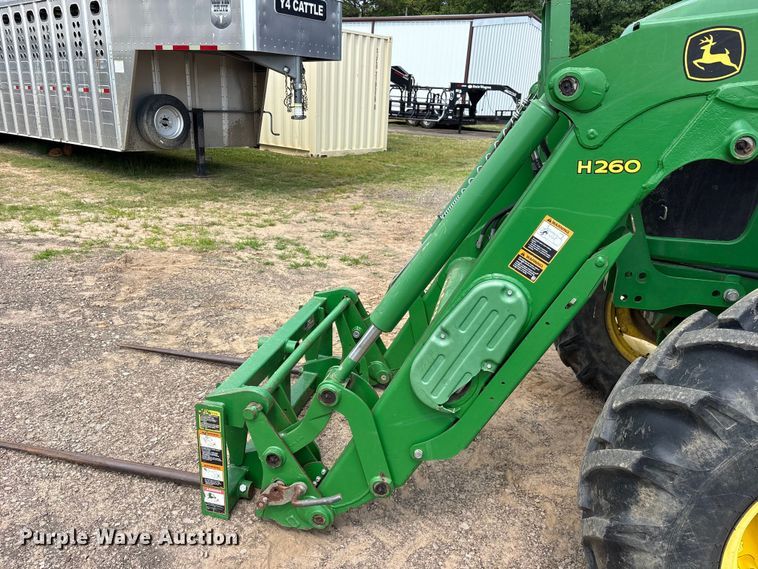 image for item ET2093 2014 John Deere 6115D MFWD tractor