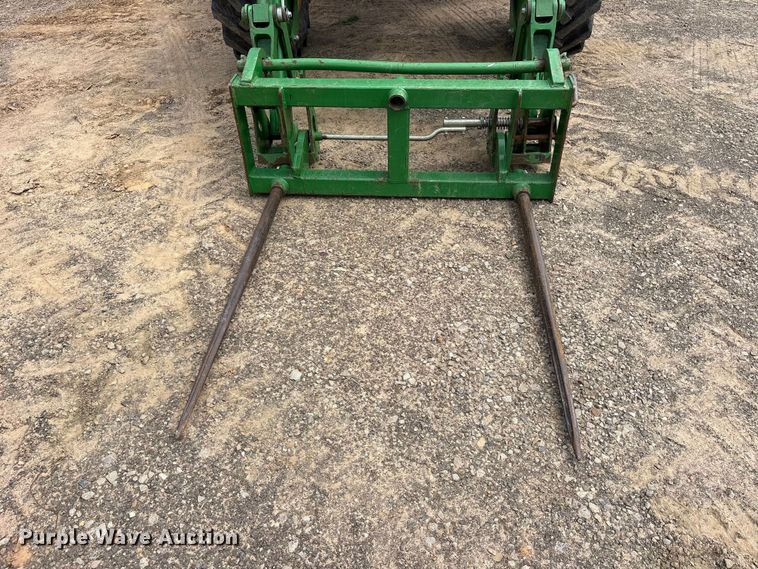 image for item ET2093 2014 John Deere 6115D MFWD tractor