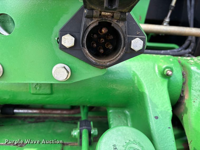 image for item ET2093 2014 John Deere 6115D MFWD tractor