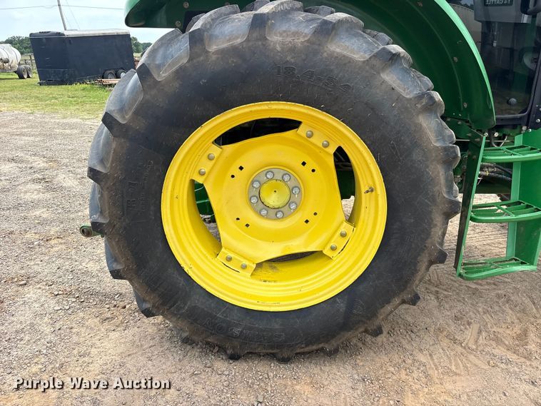 image for item ET2093 2014 John Deere 6115D MFWD tractor