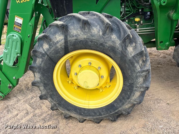 image for item ET2093 2014 John Deere 6115D MFWD tractor