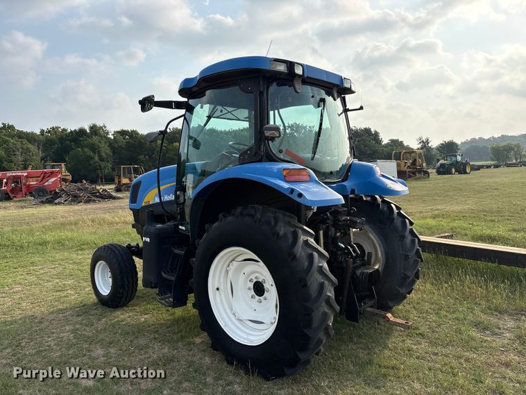 image for item EU5596 2004 New Holland TS125A tractor