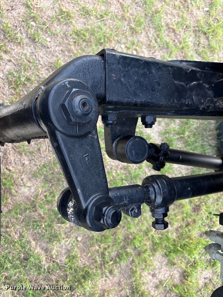 image for item EU5596 2004 New Holland TS125A tractor