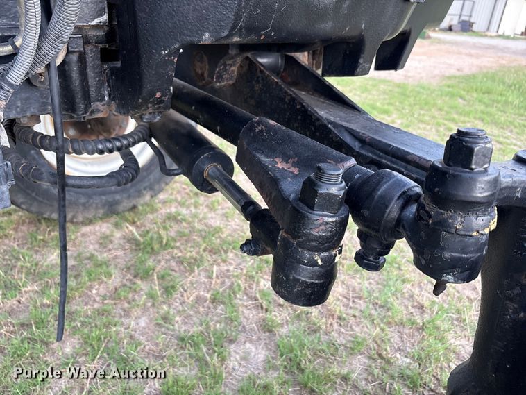 image for item EU5596 2004 New Holland TS125A tractor