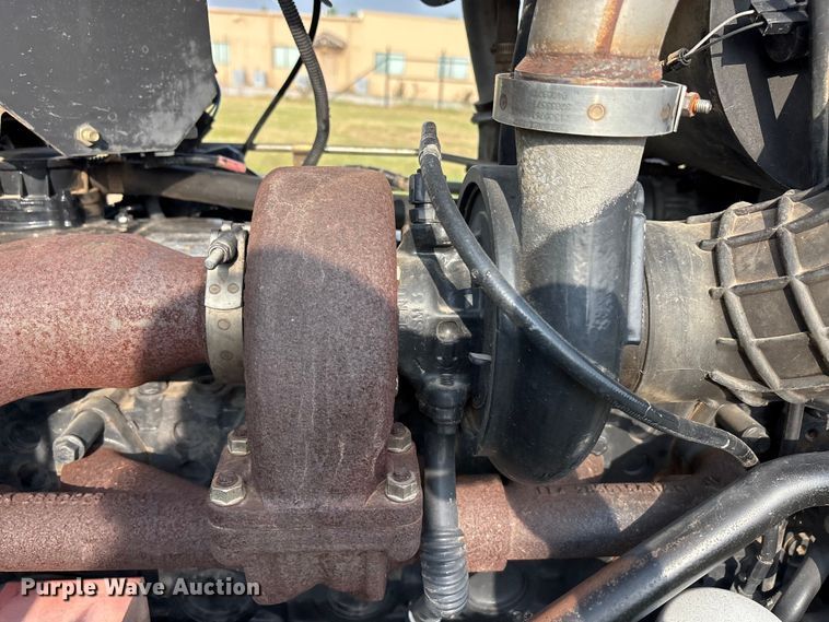 image for item EU5596 2004 New Holland TS125A tractor