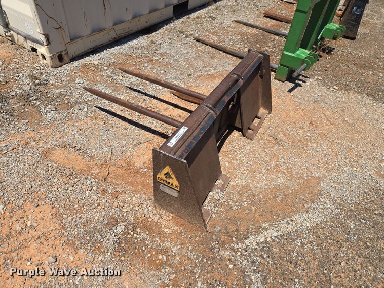 image for item EW0127 Dymax 210D5 skid steer bale spear