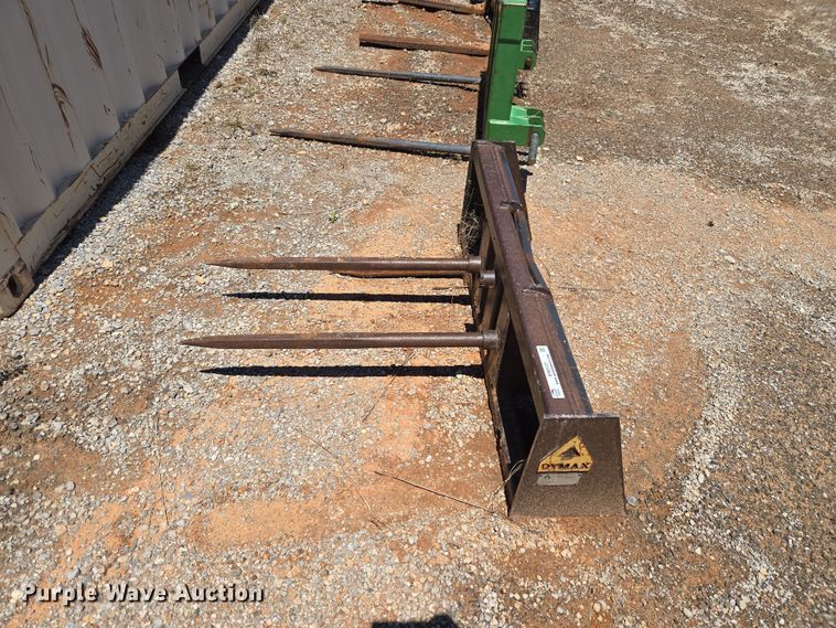 image for item EW0127 Dymax 210D5 skid steer bale spear