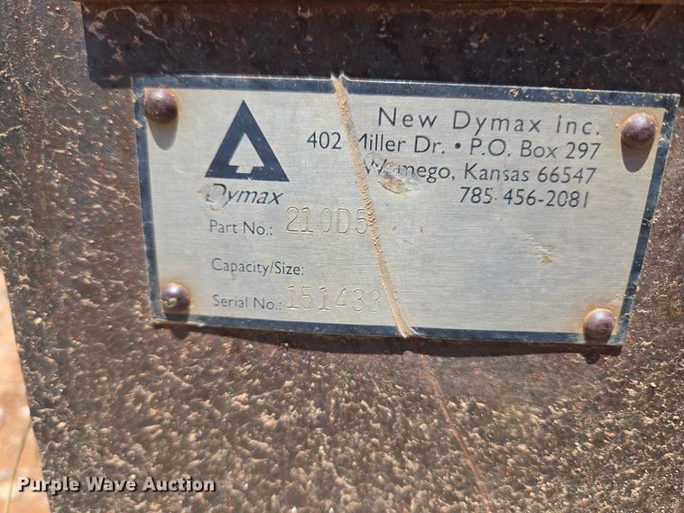 image for item EW0127 Dymax 210D5 skid steer bale spear