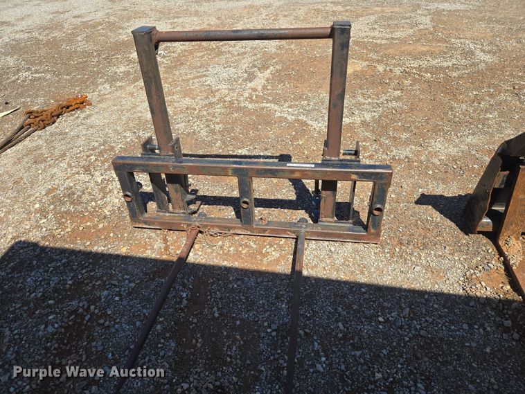 image for item EW0130 Hay forks