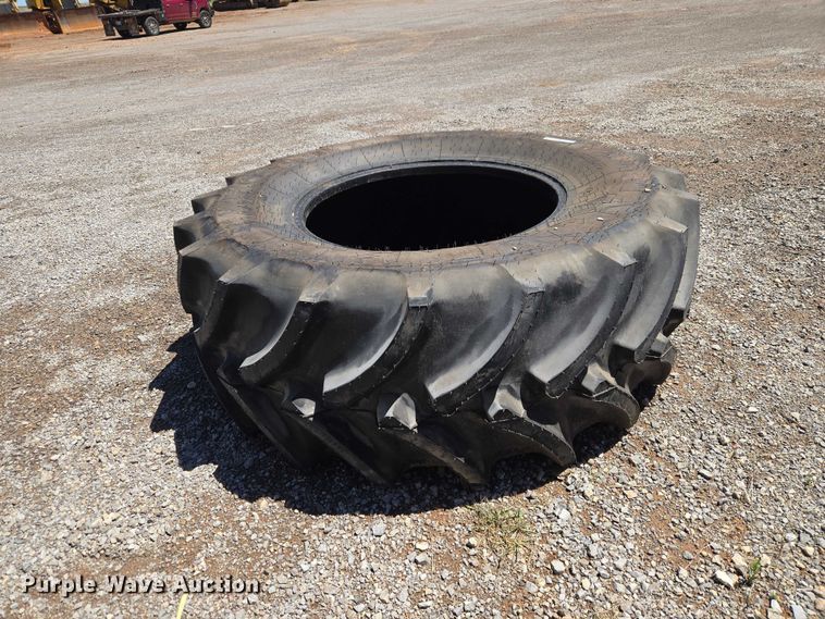 image for item EW0131 Firestone Radial All Traction DT tire