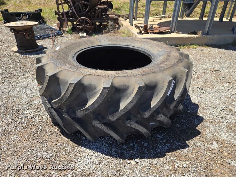 image for item EW0131 Firestone Radial All Traction DT tire