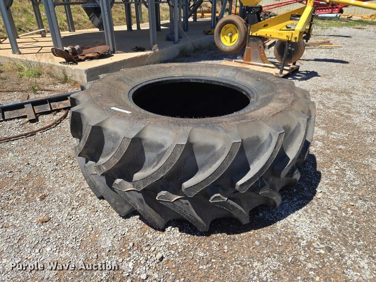 image for item EW0131 Firestone Radial All Traction DT tire
