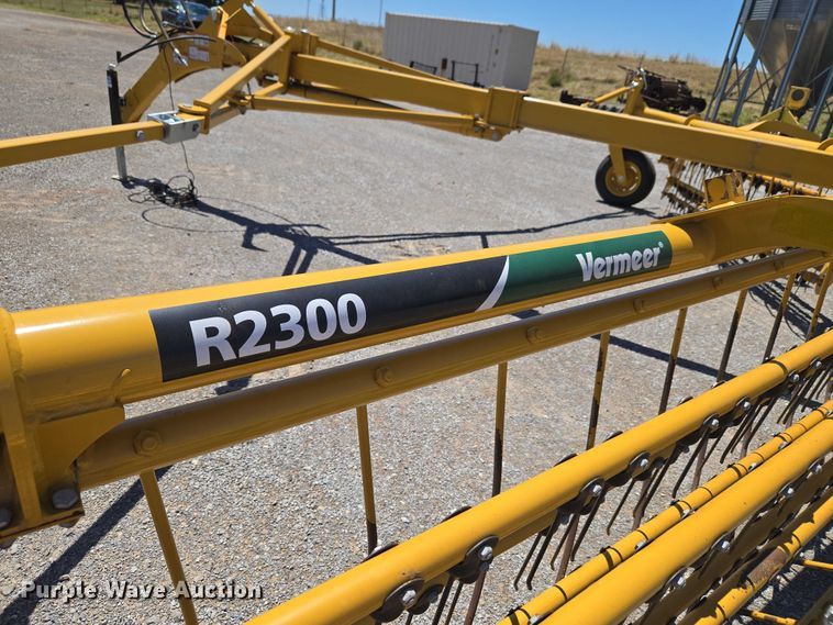 image for item EW0135 2023 Vermeer R2300 hay rake