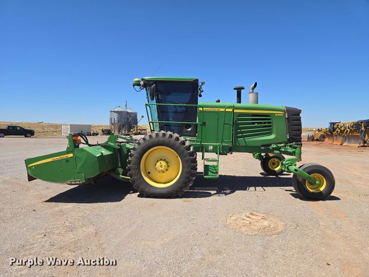 image for item EW0137 2012 John Deere R450 swather / windrower