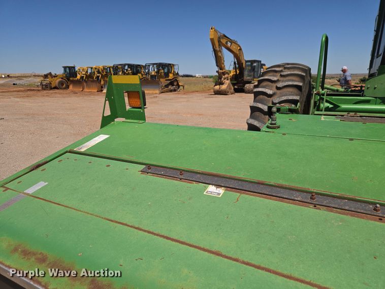 image for item EW0137 2012 John Deere R450 swather / windrower