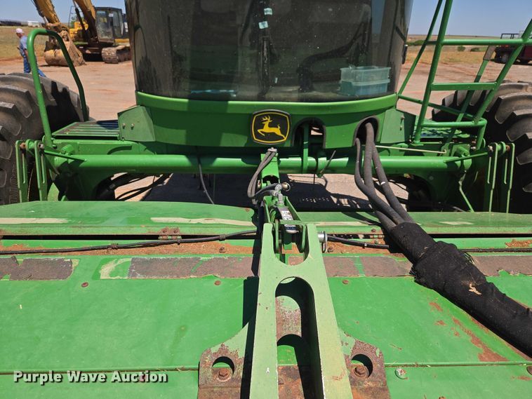 image for item EW0137 2012 John Deere R450 swather / windrower