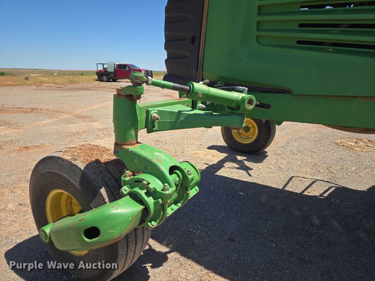 image for item EW0137 2012 John Deere R450 swather / windrower