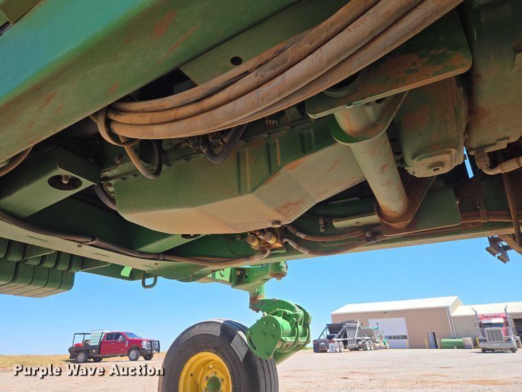 image for item EW0137 2012 John Deere R450 swather / windrower
