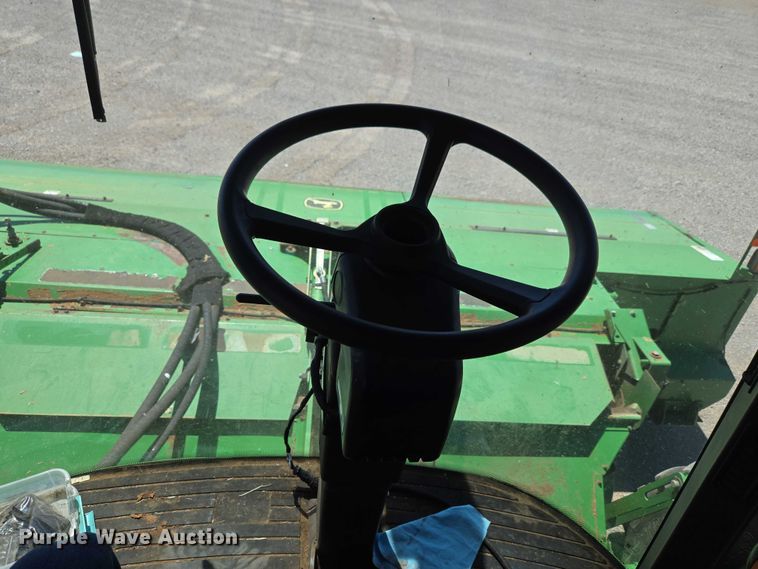 image for item EW0137 2012 John Deere R450 swather / windrower
