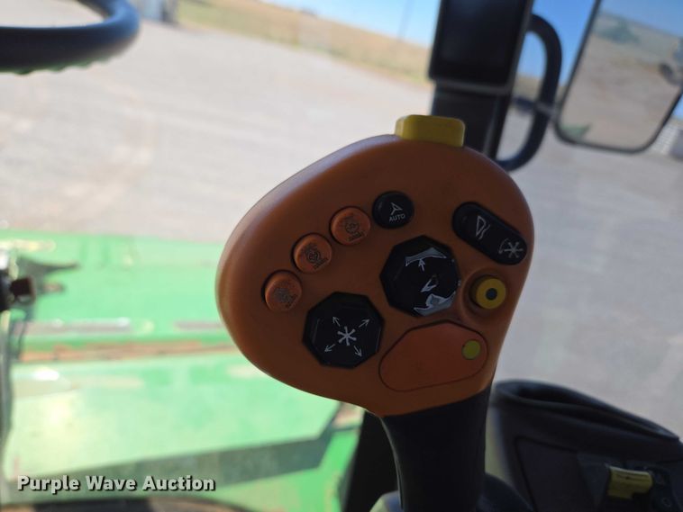 image for item EW0137 2012 John Deere R450 swather / windrower