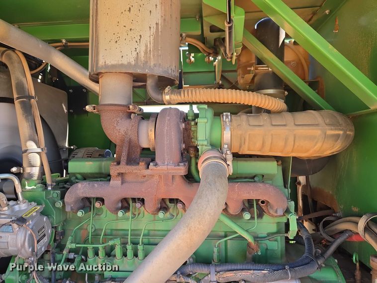 image for item EW0137 2012 John Deere R450 swather / windrower