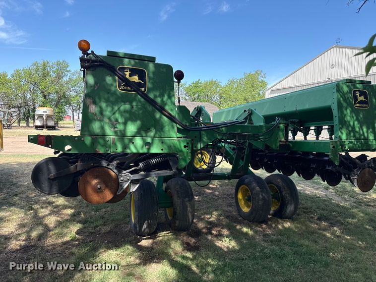 image for item EW4509 John Deere 455 grain drill