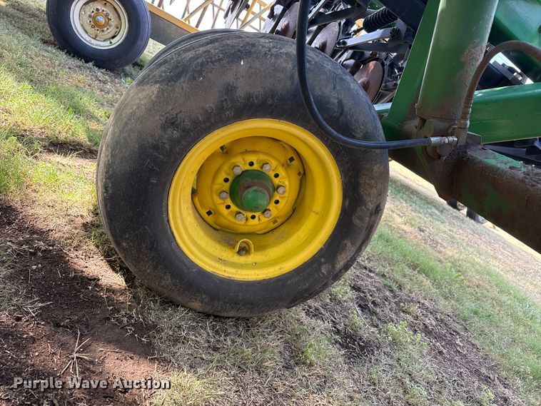 image for item EW4509 John Deere 455 grain drill