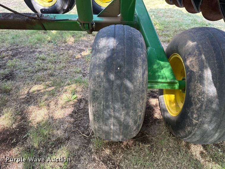 image for item EW4509 John Deere 455 grain drill