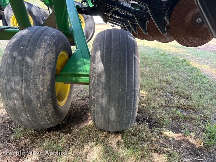image for item EW4509 John Deere 455 grain drill