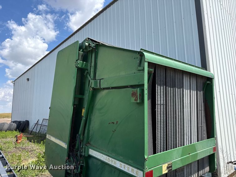 image for item EW4512 John Deere 530 round baler