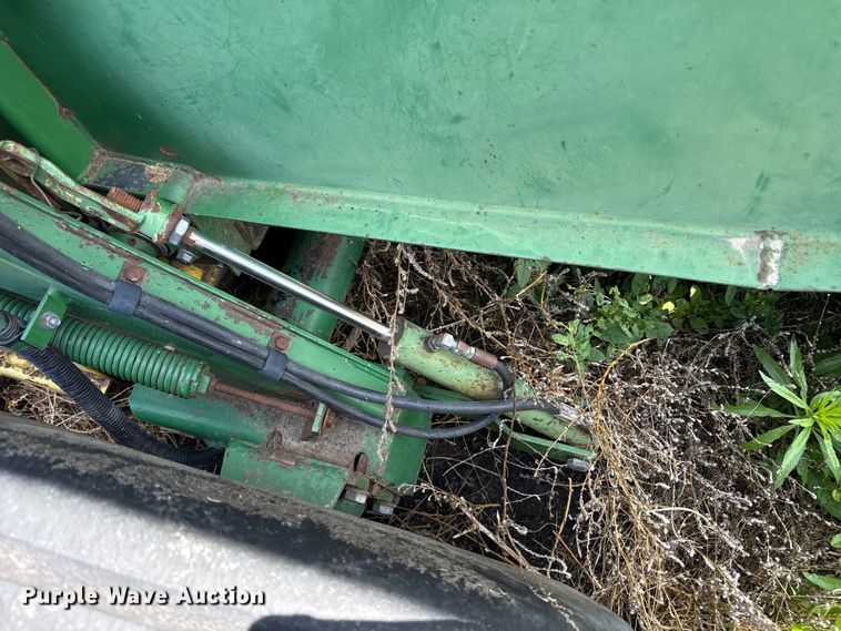 image for item EW4512 John Deere 530 round baler
