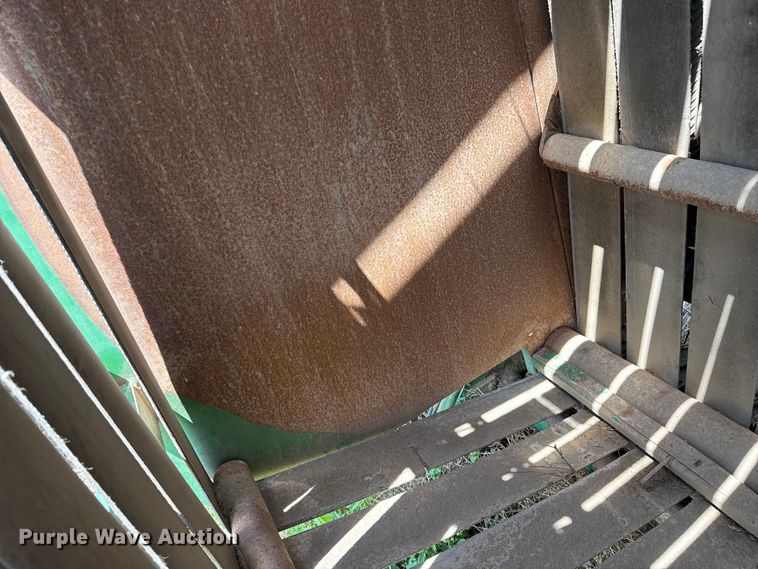 image for item EW4512 John Deere 530 round baler