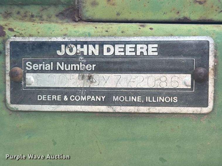 image for item EW4512 John Deere 530 round baler