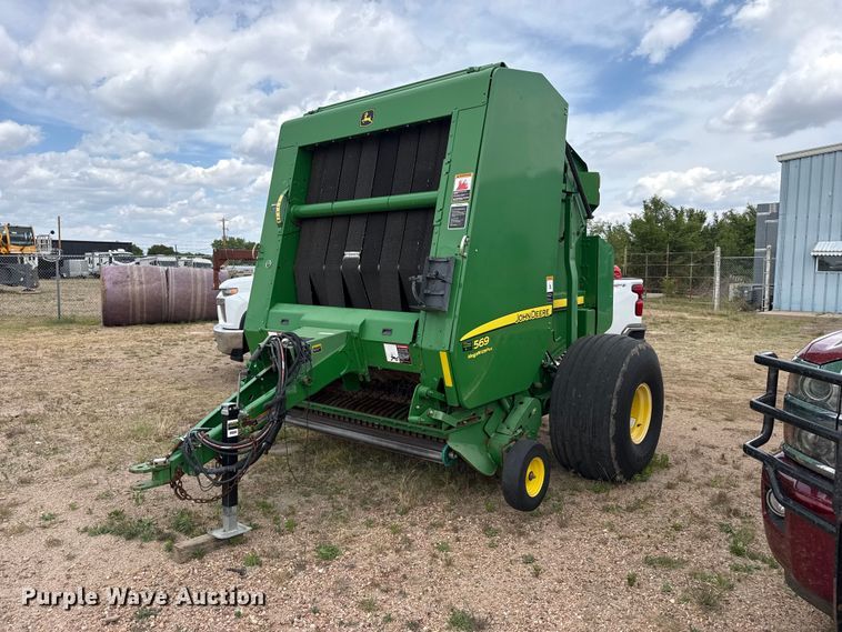 image for item EW4513 2012 John Deere 569  round baler